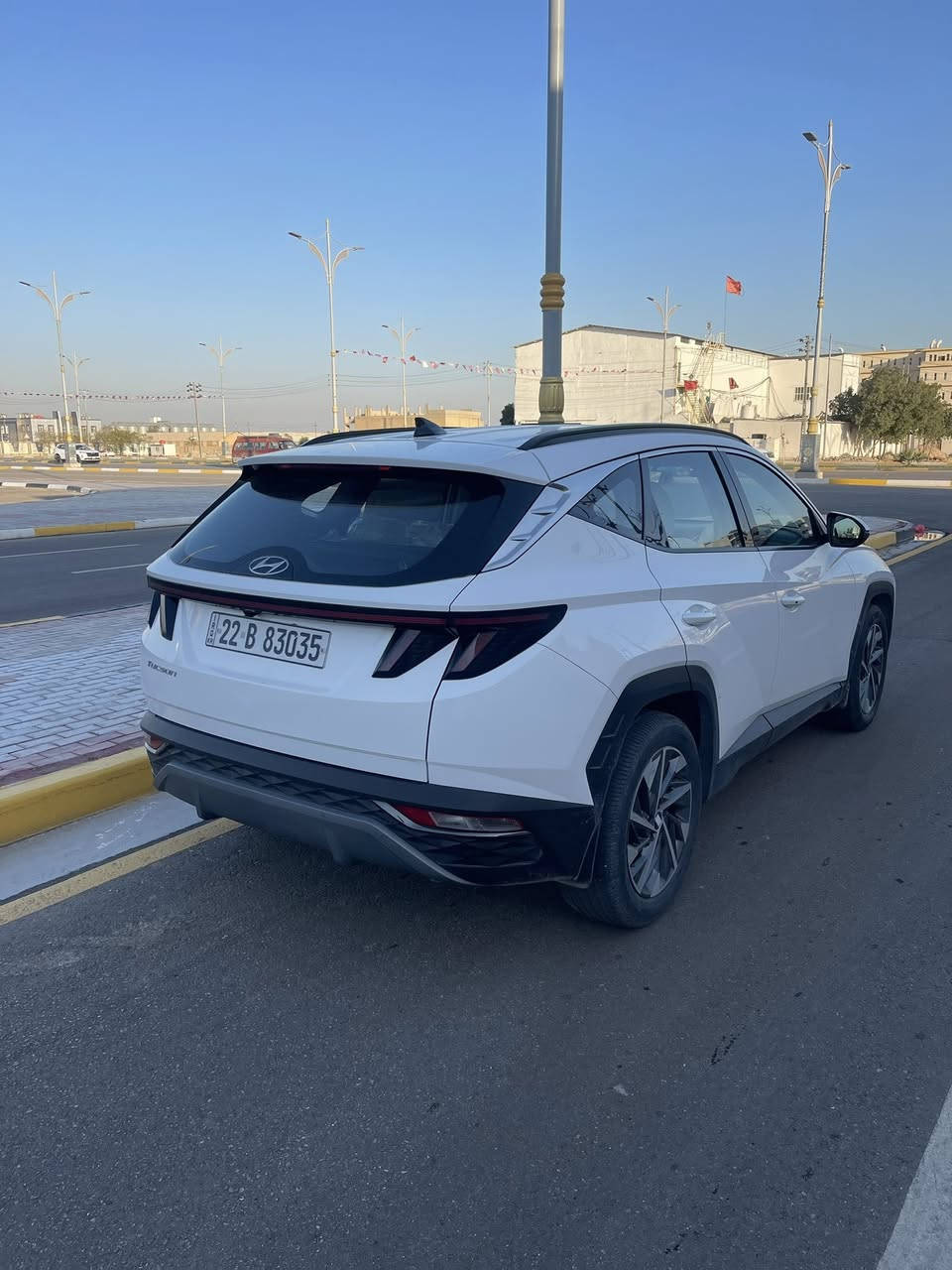 سلام عليكم
توكسان 2023 خليجي وكالة 
مكفولة كفالة عامة بدون قطرة صبغ بدون بارد 
السعر217 وبيها مجال 
المواصفات 
بصمة ابواب 
تشغيل عن بعد 
ترحيب مري واضوية 
مري شفط اشاير بل مري 
كرسي ثنين كهرباء 
بردات خلفية 
شحن لاسلكي 
حساسات اماميه خلفيه
هندبريك بصمة واتو هولد 
نظام منحدرات 
فول تحكم ستيرن كروس سرعة 
انظمة قيادة 
محرك 2000 دوش 
تبريد محرك كير كفالة 
سبيرشركه منازل
داخل ابيض 
ماشية36 كيلو  
رقم اربيل دولي باسم شركه تريد تحويل تريد وكاله 
موقع السياره كربلاء سيف سعد
للاتصال 
***********
***********
