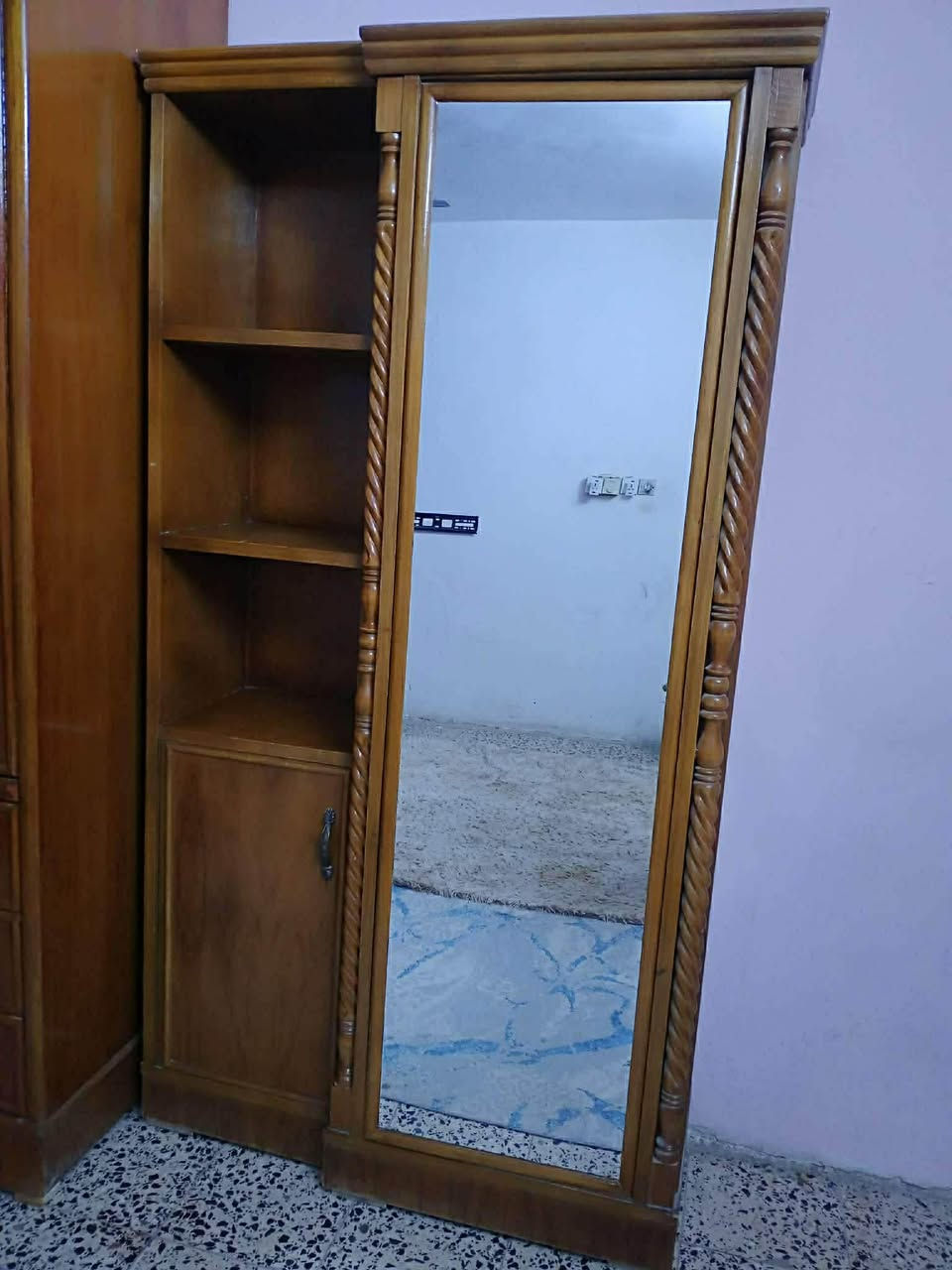 غرفة اخشاب   تكمة تجنن باب سلايت  مسويها ب 3 مليون  وحاليا عارضيها مليون وربع


**إذا كنت صاحب هذا الإعلان وتريد حذفه لأي سبب، رجاءا أرسل رسالة إلى الدعم الفني**