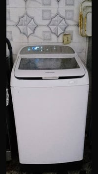 غسالة اوتوماتيك • كبيرة • تغسل بطانيات