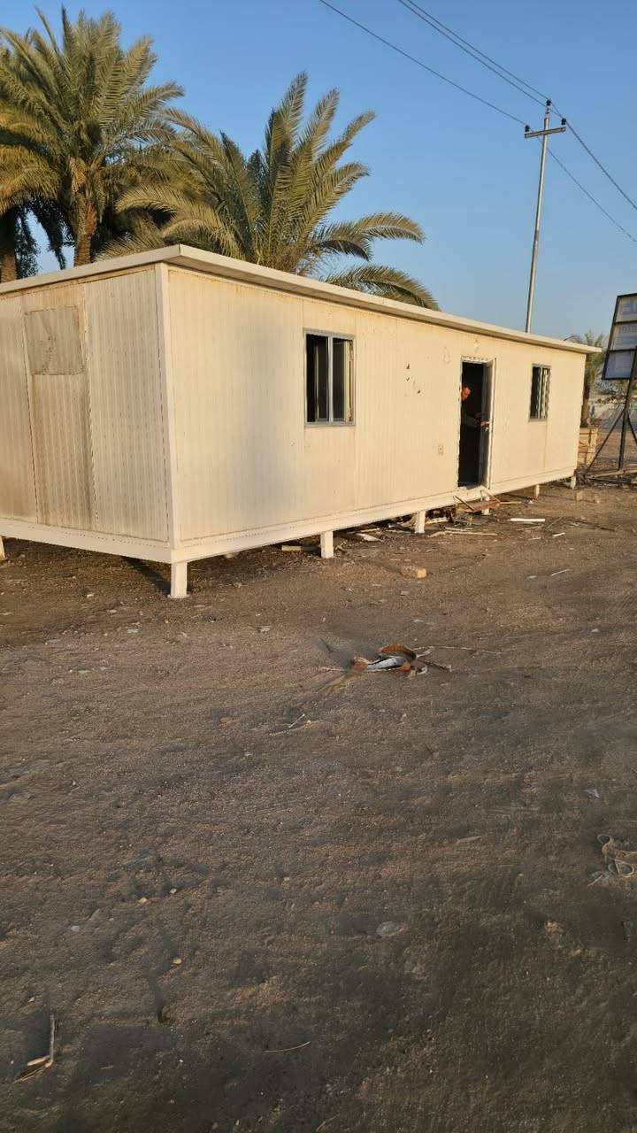 كرفان مستعمل قياس ٣.٥ في١٢ يحتوي عله غرفتين ومطبخ وصحيات نضافته ٩٥%
 للاستفسار
 ‏‏‪***********‬‏
 ***********
