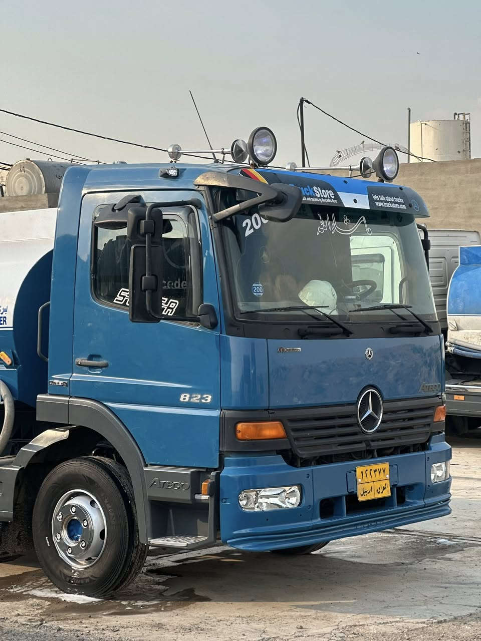 اتيكو تانكر للبيع سياره فول فول مواسه فات تاخم  تا يرات جديد موديل ٢٠٠٣سته سلند ر V6. ***********
