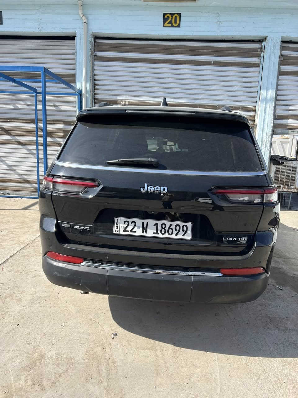 السلام عليكم جيب لاريدو 2023
موصفات
رادار امامي +رادار جانبي 
تشغيل ع بعد 
حساسات خلفيه +كامره دوار 
ستيرن تتفىه
كشنات مخمل كهرباء 
لد امامي 
شاحن واير لس
شاشه 
تبريد ٣ قطع 
 
الحادث //بيبان اثنين و جاملغ امامي بدون إرباك 
بجم كبس 
العنوان السياره //// النجف الإشراف////
***********
