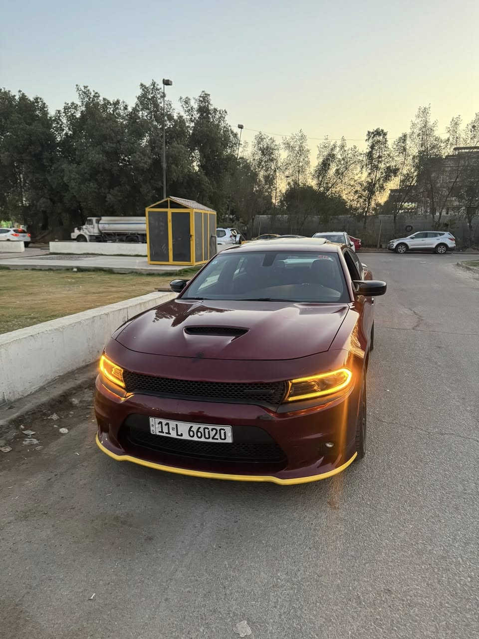 بسم الله 
دوج جارجر جي تي
‏DODGE CHARGER GT. 2023
اللون: احمر (ماروني)
عداد المسافات ٢٥الف مايل قابل لزيادة
حادث السيارة( كلين بدون صبغ ) فقط بارد شبر بلبنيد باقي كفالة فول مواصفات
المواصفات:
٦سلندر محرك(٣٦٠٠)
فتحة
كرسي كهرباء
كراسي سپورت(حضن)
شاشة_امامية_كبيرة_اصلية_لمس_حراري_(11 inch)_الجديدة_كليا
نظام_خرائط_(نظام ملاحة)_navigatio
نظام_مساعدة_بدء_التشغيل_على_المرتفعات
نظام_التحكم_بالاداء
نظام_قياس_قوة_المحرك
‏AUTO_START
نظام_التحكم_بالانطلاق
نظام_اعداد_نمط_القيادة
نظام_اعداد_النمط_الرياضي
نظام_اعداد_النمط_الافتراضي
مراة_هيتر 
كامرة خلفية اصلية
شاشة عرض الاعطال
تشغيل عن بعد
كروس سرعة
فول تحكم استيرن(جهتين امامي+جهتين خلفي)
دبل كير(عادي+أوتوماتيك)
ناقل حركة 8 نمر
نظام_SUPER_TRACK_PAK
نظام_سپورت_SPORT
نظام مانع انزلاق ABS
حساس خلفي
نظام تحكم بمستوى الانارة الداخلي
نظام تحكم بمستوى الضوء الداخلي
لايت عدسة
لد نهاري
بك لايت LED
ويل_20_SRT 
مدخل
‏CARPLAY  
‏المكان بغداد حي جميلة
السعر 300وبيها مجال 
***********
