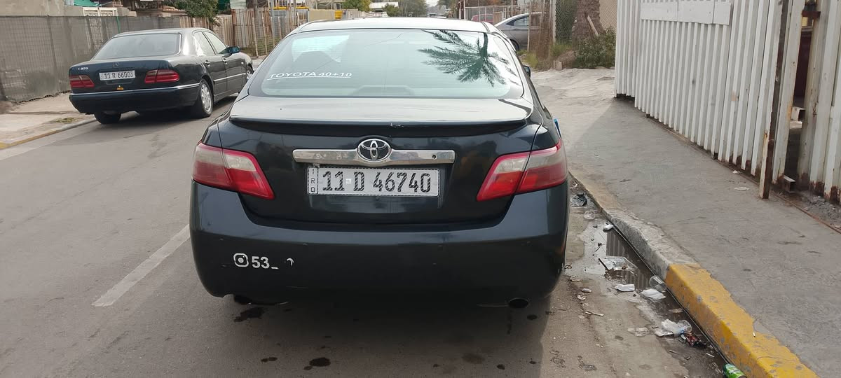 كامري للبيع 
موديل 2007
V6 سلندر 
السيارة فول 
رقم بغداد شرط التحويل 
رقم وسنوية جديد 
بيه نواقص 
مصبوغة عام 
السعر 70 وبيه مجال بسيط
مكانه بغداد حي العامل 
*********** وات ساب 
***********
