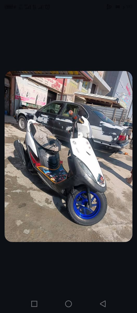 سلام عليكم 
البيع ماكس عدله 
دراجه كامله بلاديه مابيه اي نغص 
كهربايات شغله مكينه 55 شلعه شك لكاع معدل يخبل 
مليانه تزويد شاير ربع ولفات عدسه ماميه رياضي وياله رياضي يدات بانزين رياضي يدات بريك رياضي دوسات رياضي سلف رياضي صالصه رياضي ستان رياضي 
دراجه تشقيل عن بعد يعني بصمه وجهاز نضار 
دراجه بعد بيه كومت غراض.  .... 
سعر 550وبيه مجال 
مكاني بغداد ابو غريب 
***********بي واتساب 
***********
