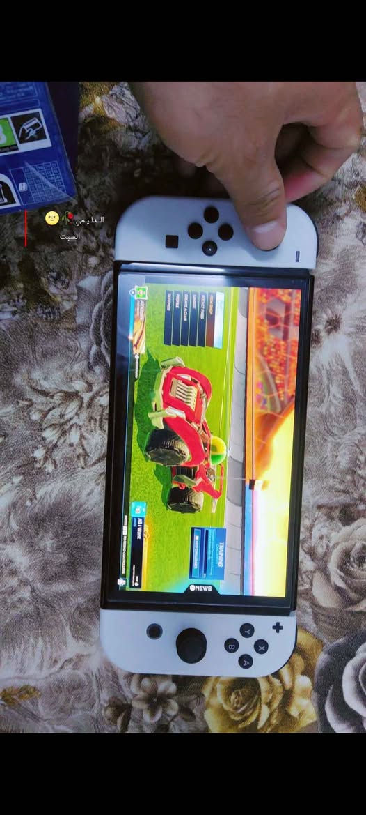 جهاز نينتيندو اوليد مستعمل يوم واحد الله شاهد جبته البارحة اني لاعب pc وحاسبتي عطلت واشتريته ماعجبني ابد وتندمت لان اخذته اسعار الالعاب بي غاليه وتختلف واني العب اونلاين مو مال اهكر والعب للبيع السعر350الف مكاني بغداد التاجي بغداد, العراق


**إذا كنت صاحب هذا الإعلان وتريد حذفه لأي سبب، رجاءا أرسل رسالة إلى الدعم الفني**