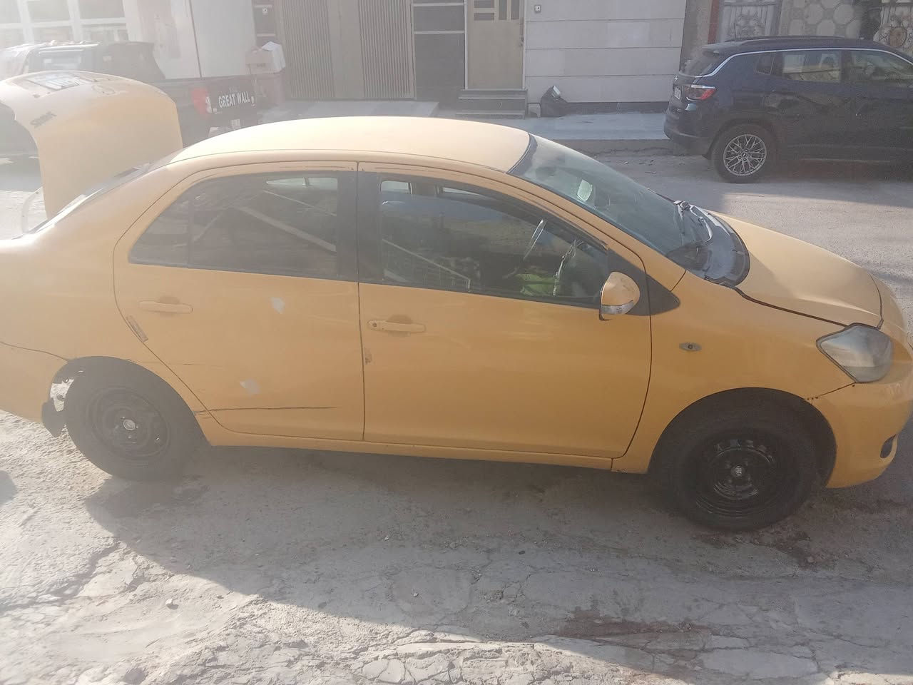 يارس موديل 8 خليجي مكينه حاويه تبريد شغال صدر جديد تخم تاير دوشمه جديده مكاني بغداد ***********
