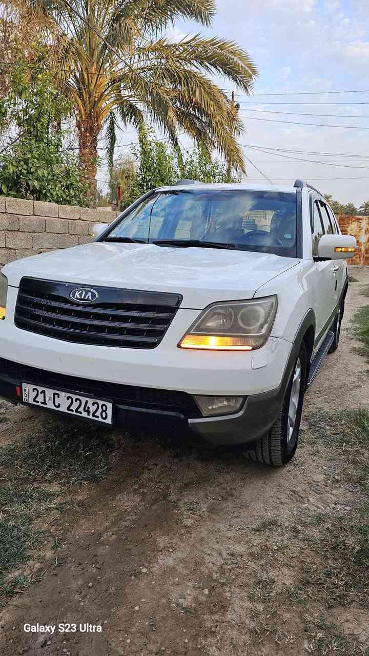 السلام عليكم مهافي  خليجي 2011 فول 
6سلندر 
سنويه لل 30 كير مكينه خير من الله 
 كشر حلو بيها  صبغ جامرلغ خلف السايق مأشر بالصورة
رقم سليمانية باسمي تحويل ثاني يوم

فتحه سقف 
اشاير بلمري
شاشه كامره خلفيه 
كشنات كهرباء + خزن ميموري الكراسي
فور ويل السياره 
تحكم ستيرن جهتين 
للبيع فقط سعر السياره  130 وبيها  كلش قليل 
للبيع فقط ماراوس  رجاءا المو شراي لايتصل  مكاني ديالى المقدادية/***********
