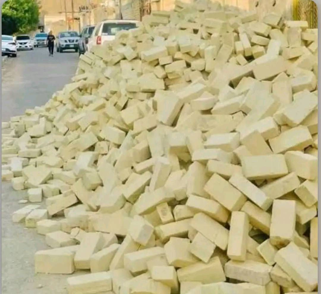 اللهم صلى على محمد وآل محمد الطيبين الطاهرين
تعلن علوة التساهل للمواد البناء بتوفير أفضل أنواع مواد البناء الدرجه الأولى وبسعأر مناسبه وتنافسية

بأدره #علي_محمد_الحساني 
للأستفسار الاتصال ***********

سعر طن اسمنت الدوح 94الف دينار
سعر كيه رمل المغسول واصل 35الف دينار 
سعر 4 طن رمل المغسول واصل 65
سعر كيه البحص واصل 35الف دينار 
سعر 4 طن البحص واصل 65 
سعر 4 طن الرمل العادي 55 واصل 
سعر كيه الرمل العادي واصل 30الف دينار 
سعر 4 طن المغربل واصل 75 الف 
سعر كيه رمل مغربل البصره واصل 40الف دينار
سعر 4 طن الحصول واصل 95 الف دينار
سعر كيه الحصو واصل 50الف دينار
سعر 4 طن السبيس واصل 50 الف دينار
سعر كيه سبيس واصل 30 الف دينار
سعر 4 طن رمل الجرع واصل 35 الف 
سعر كيه رمل جرع واصل 20 الف دينار

الطابوك درجه اولى سعر الألف ،،120  الف دينار
بلوك درجه اولى 100 ابلوكه السعر 58 الف دينار
سعر الكاشي درجه اولى المتر  ب 9000 الف دينار
سعر الشتايكر الملون درجه اولى سعر المتر 4000 الف دينار 
سياره حجر درجه اولى السعر 50 الف دينار واصل 
 
غبرة النجف درجه اولى جمله الكيس الواحد 800 دينار
جص درجه اولى سعر الكيس الواحد الف دينار
