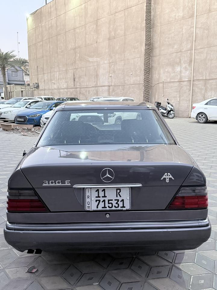 السلام عليكم مارسيدس بيبي 1991 فول مواصفات جاهزه  
كير مكينه بلاد صبغ عام للجماليه بدون ضربه / سنوية للـ28  هزه جديده مكاني بغداد السعر 85 $ وبيها مجال
مراسله واتس او اتصال ***********
أعيد المنشور  بسبب الوعود ال.... مع احترامي @إشارة @الجميع
