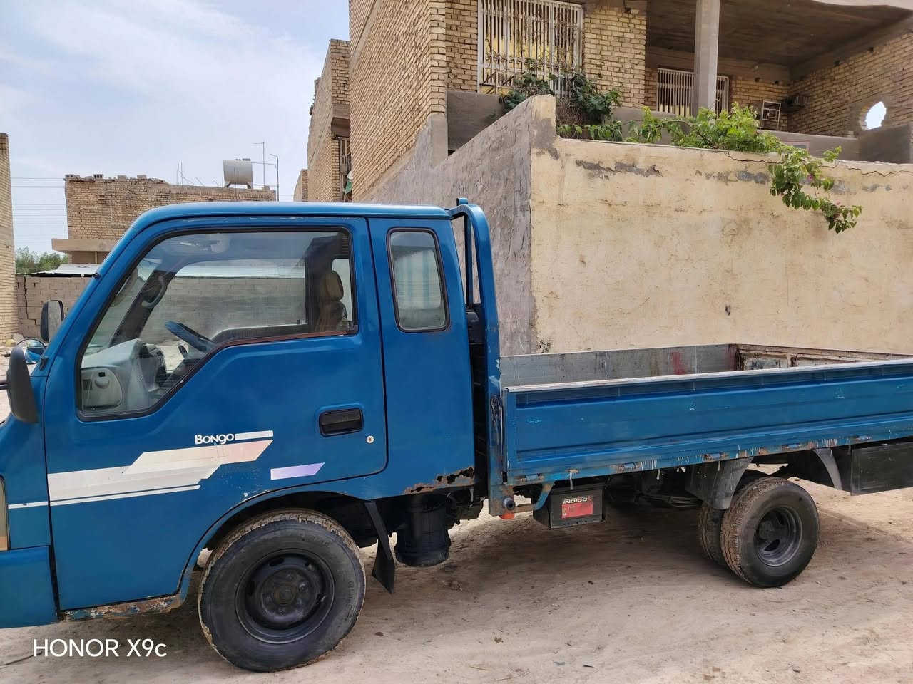 للبيع كيا ام عيون
موديل 2001
السعر ٦٧ وبيها مجال
للإستفسار الاتصال على الرقم ***********
