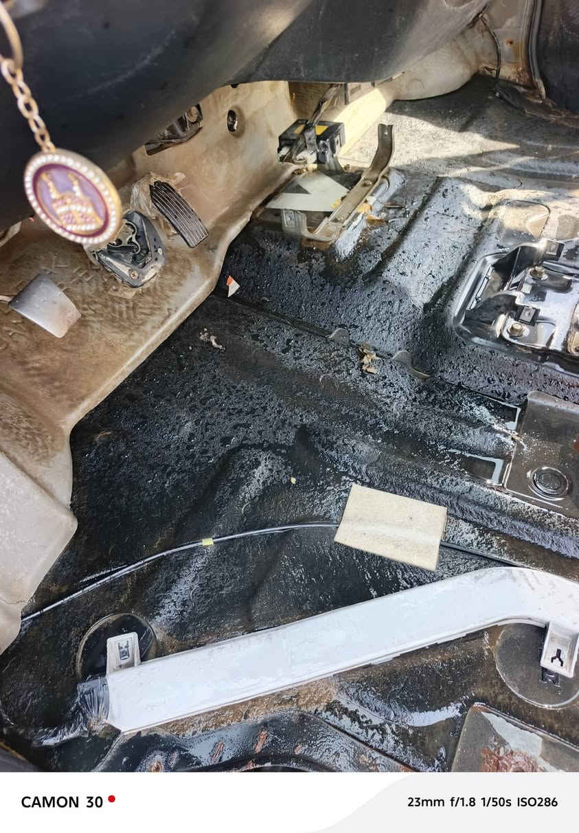 سلام عليكم  بتره خصوصي بسمي تحويل ثاني يوم كير مكينه اكسل تخم تاير صدر امامي خلفي  كهربائيا ت كله شغاله شواصي جدد اخياس مابيه  سياره وضع شركه  مكاني ديالى خالص  ***********موديل ٤ وضع شركه مال جناي
