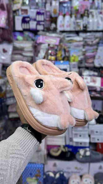 مانتوف نسائي فوم مبطن فرو ❤️‍🔥
القياس : ٣٦-٤١ 💯
الأسعار تنافسية والكمية محدوده ❤️‍🔥
بيبي العبيدي ❤️
لسنا الوحيدون لكننا الأفضل 🤍💯
زورونا في موقعنا الكائن : بابل - المحاويل - حي ١٧ - الشارع العريض ✅
 اوقات الدوام من ٩ صباحاً - ١١ ليلاً 
تشرفونا بكل وقت 
متوفر توصيل لحميع محافظات العراق 🤍🇮🇶
للأستفسار مراسلة الصفحه او واتساب 
*********** 
*********** 
🛑نعتذر عن الرد على التعليقات 🛑
