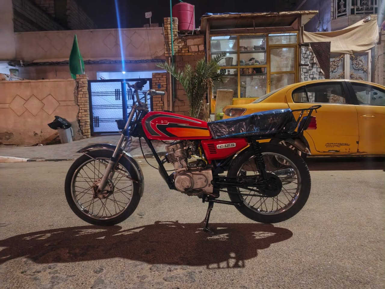 دراجه يراني دوات نضيفه لبيع حته ضفيره موجوده محرك مفتوح بس كلجات مكاني كرمه بو صخير 400وبيه مجال قريل لمو شراي لا يراسل واتساب ***********
