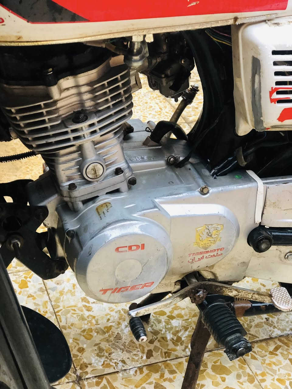 سلام عليكم اخواني عندي هاذ تايكر2019محرك ما مفتوح نشاطه فول سعرو325تواصل خاص ويرهم مراوس مكاني حمام العليل


**إذا كنت صاحب هذا الإعلان وتريد حذفه لأي سبب، رجاءا أرسل رسالة إلى الدعم الفني**