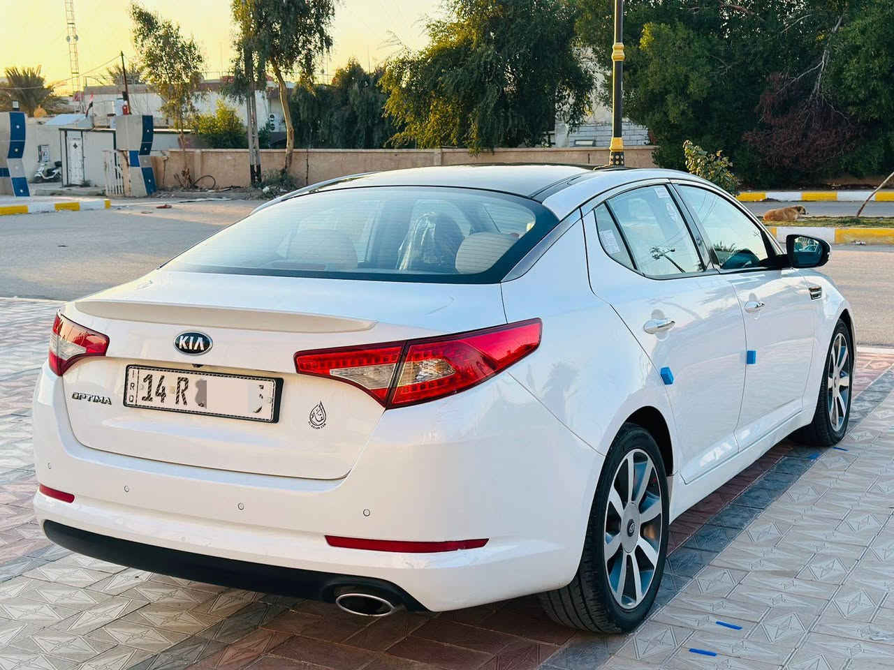 كيا اوبتيما 2013 خليجيه كفالة عامة
من الضربه والتبديل والصبغ 
رقم بصرة دولي الجديد
فول مواصفات 
محرك و كير كفالة من الفتح 
بصمة تشغيل ، بنراما ، تحكم استيرن ، شفتات بالستيرن ، حساس خلفي ، كامره ، مرايات شفط ، أشارة بالمرايه ، بكلايت لد ، كشنات جلد ، تبريد خلفي ، ويلكب 18 كروم
السياره  جديده وجاهزة حداديه تبريد ثلج 
السعر 147 وبيه مجال بسيط 
مكان السيارة بالناصريه 
للاستفسار الاتصال على ***********
