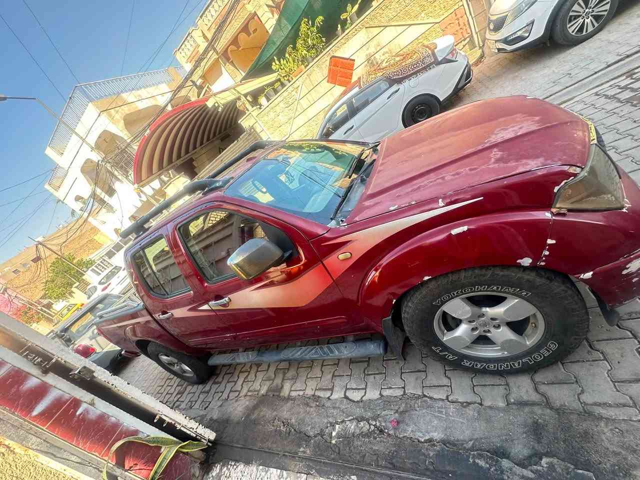 السلام عليكم.... للبيع نيسان فرونتيرا 2009 رقم بغداد سنوية مجددة محرك "4000"  6 سلندر تبريد تدفئة مقاعد تحكمات فتحة سقف  فور ويل  مصفرة وجاهزة بأسمي تحويل مباشر موقع بغداد الجديدة.. للأستفسار ***********
