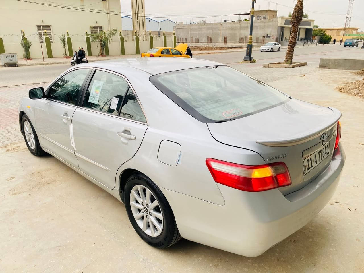 السلام عليكم للبيع بسعر//110 مجال جدا بصيط
كامري خليجي 2008 رقم سليمانيه انلكيزي سنويه 31 /هزه 26 شرط التحويل وغرمات 
السياره كلين بدون صبغ بدون تبديل عده تكحيل كارت بلجنطه ومكانين بارد باقي كفاله 
المحرك والكير شرط بدون تنقيص بدون تبخير بدون رواجز 
جاهزه بدون مصرف كله جديد 
مكان السياره تكريت القادسيه 
هـ*********** 
اعتذر الاقصاط والوعده
