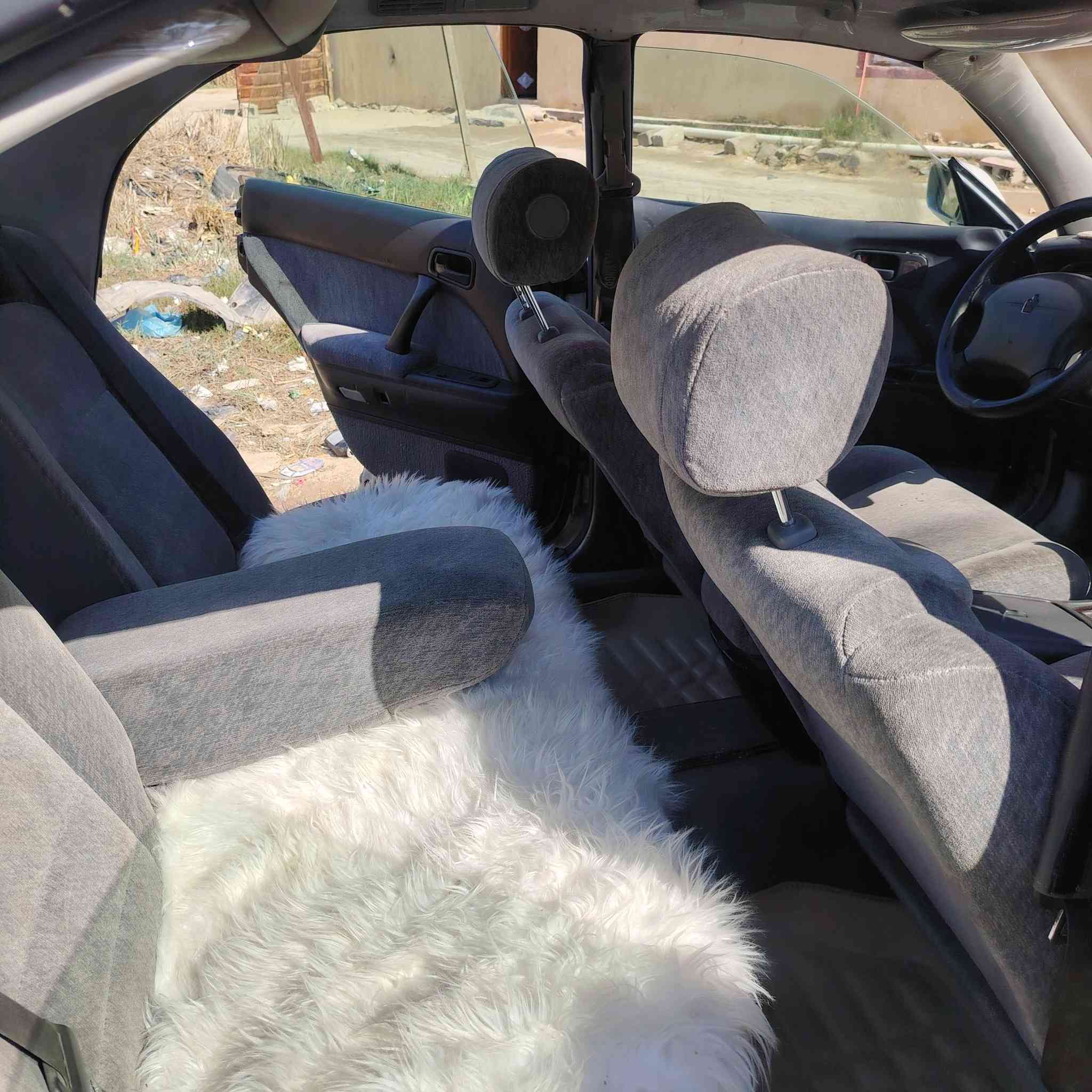 يالله السلام عليكم سيارة بطة فصل مديل 2000
محرك كارتون ٢٥٠٠ ابوالكلاص فيفيتي
كير شرط شك الكاع
حدادة باكيت من الطول الطول شرط ما تسمع طكة
تخم تاير جديد
منضومة تبريد +السيارة كلهة مقلف التبريد عازل
دواخل ٩٠ بل ١٠٠ تاب سستم صوت زاد اتنتة لايلون
كهربايات من طول الطول شغالة
شيارة مكفولة كص نقل ومن الضربة القوية
رقم بصرة نكليزي سنوية 30 هزة جديدة
عنوان بصرة  كرمت علي  رقم الهاتف ***********
 السعر ٥٥ وبيهة مجال  الشراي يتصل
