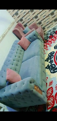 ٨ مقاعد • عراقي • نضيف