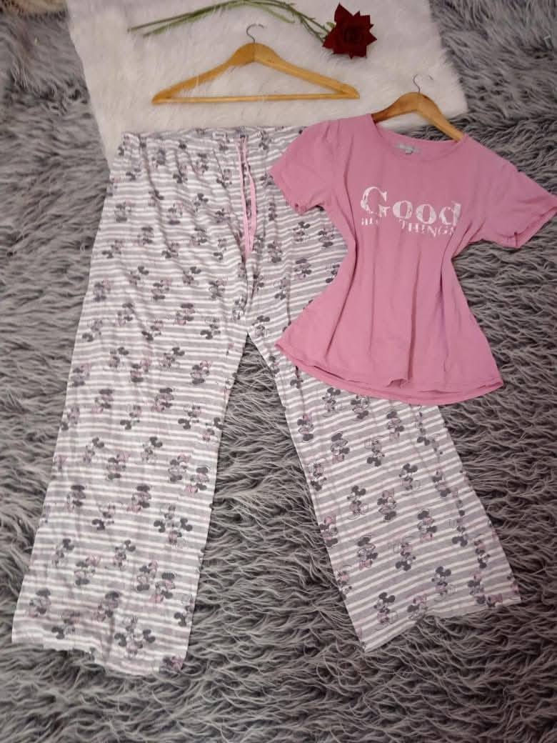 تراكين ب5 
كسر تراكات نسائيه بناتيه 
تراكين ب5 
الخامه زبده وفانيله 
انواع القياسات متوفره 
توصيل متوفر
انواع القياسات والموديلات متوفره
مكاني منطقة 36 التريد تشوف البضاعه


**إذا كنت صاحب هذا الإعلان وتريد حذفه لأي سبب، رجاءا أرسل رسالة إلى الدعم الفني**