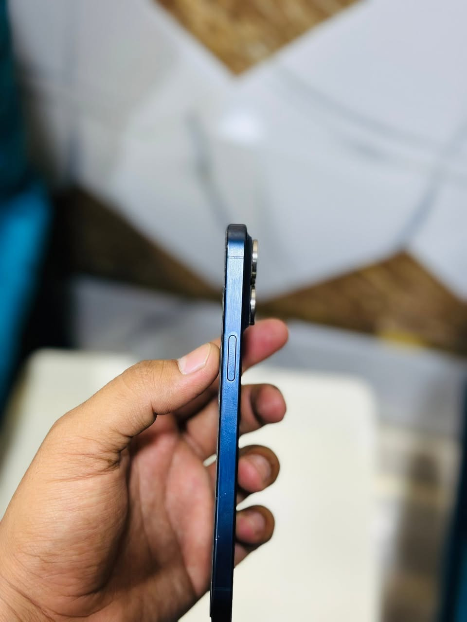 السلام عليكم ورحمة الله وبركاته 
iPhone 15 pro max 
ذاكرة 256 
بطارية86 🔋
دبل سيمكارت
نظافة 100‎%‎ 
السعر ( مليون و 100 ) وبي مجال
للاستفسار ( *********** )
