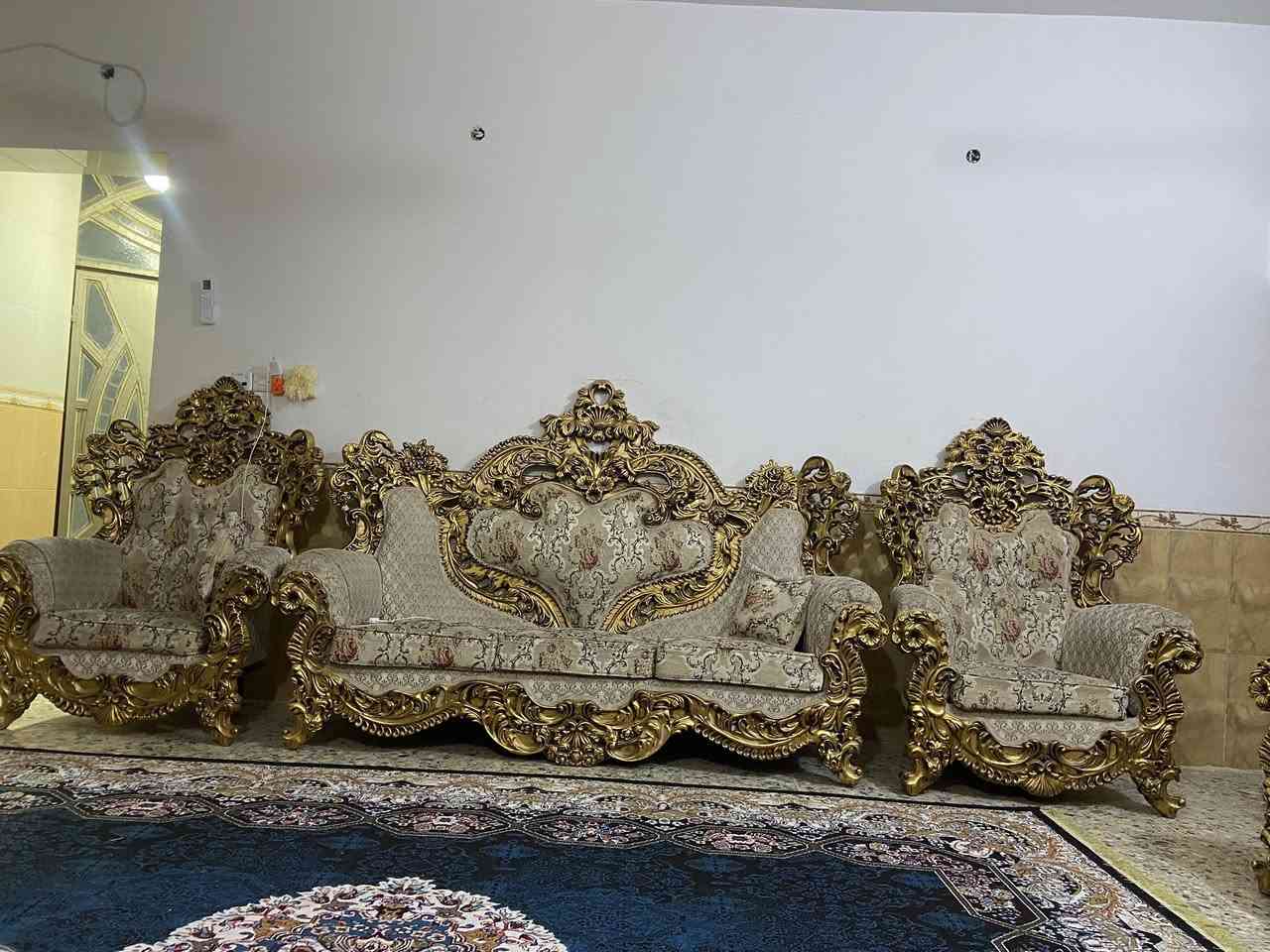 ✅تخم مستخدم معروض للبيع (عدد مقاعد 6قطع صغار و3كبار ).   +طبلات عدد 3 نفس ما واضح بصوره قيم سعر سعر بل مايرضه الله 
مكاني تاميم عبور جسر الحوز منطقه حكم محلي قرب أسواق البصراوي
ستفسار عله رقم ☎️ ***********
