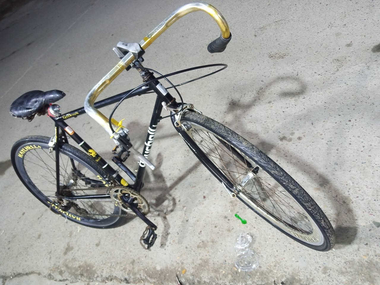 السلام عليكم من رخصت الادمن وافق على المنشور 🌹  C700  
البيع بايسكل جديد مستخدام قليل سريع طياره. 9 نمر بي. خفيف و سريع 
سعره 90 وبي مجال الشراي  هذه رقمي الشراي 
***********
عنواني مدينه.
