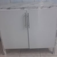 كونتر للبيع نظيف  السعر ١٢٥  ٠٧٧٢٨١٥٧٥٢٧