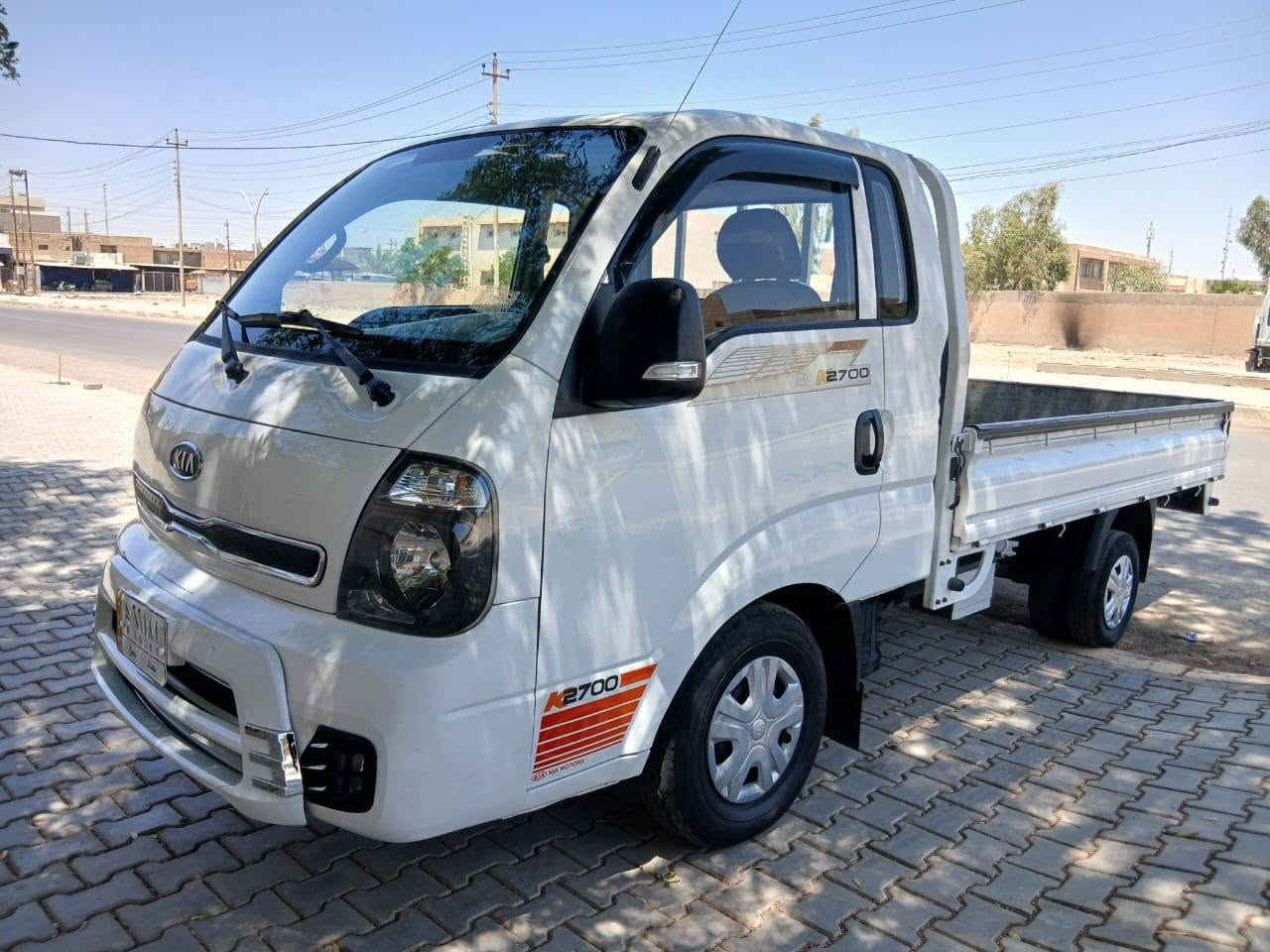 سلام عليكم للبيع كيه حمل موديل 2018 رقم بغداد مكفوله كير محرك اكسل تخم تاير تبريد ثلج سيارة جديده جاهز من كلشي العنوان بغداد التاجي الشراي يتصل الهاتف  *********** # ***********
