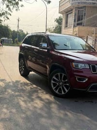 جيب فول لمتدد كلين  محرك V6 سعة 3.6 لتر بقوة ناقل حركة أوتوماتيكي 8 سر...