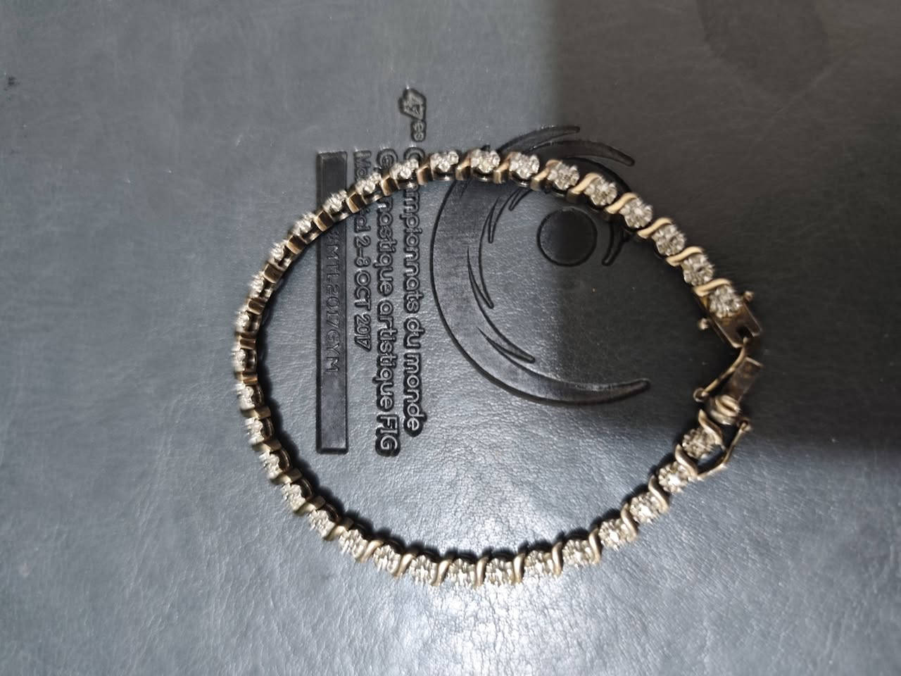 السلام عليكم .سوار فضة صب ب25


**إذا كنت صاحب هذا الإعلان وتريد حذفه لأي سبب، رجاءا أرسل رسالة إلى الدعم الفني**