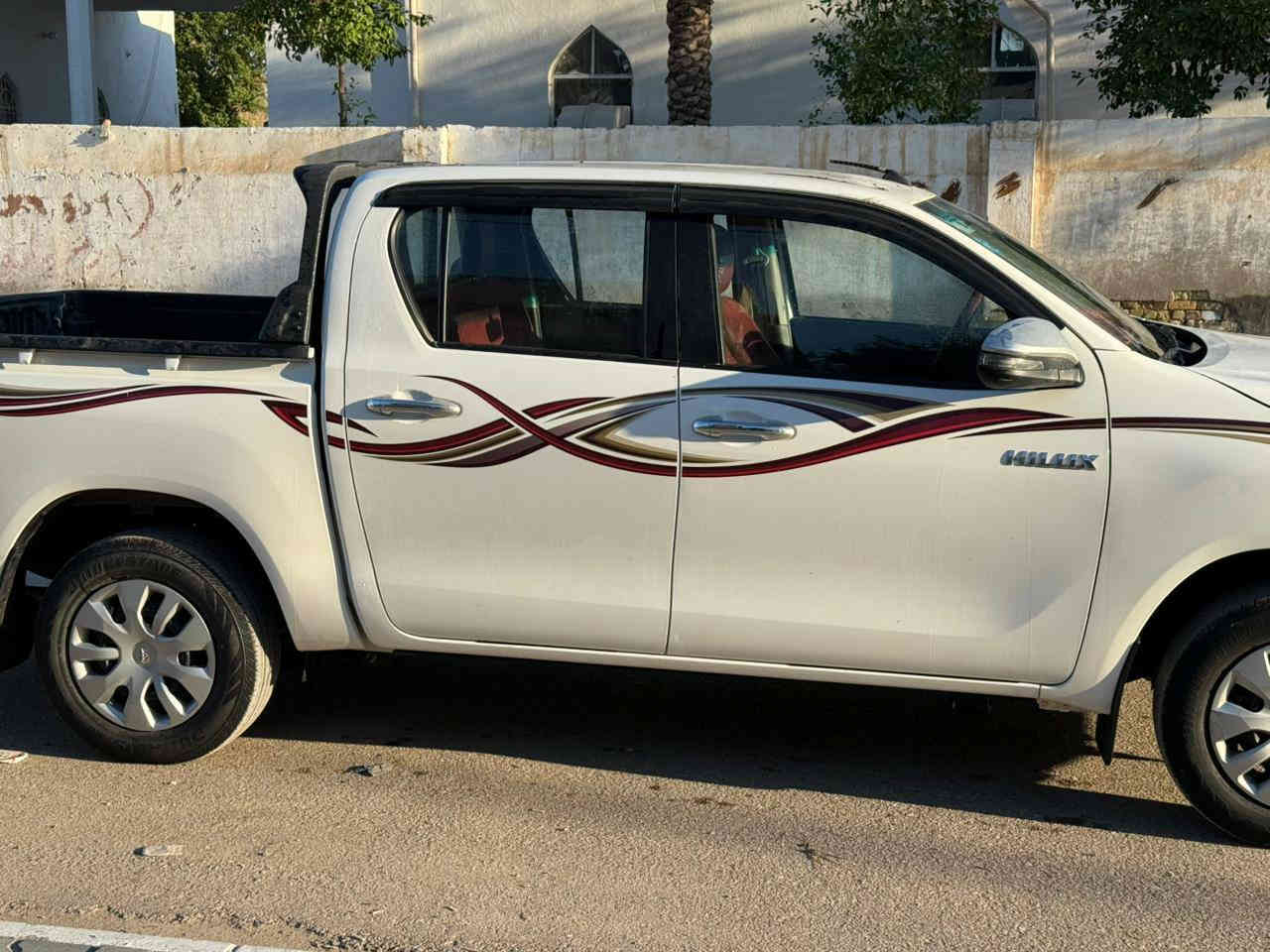 يالله/تييوتا موديل  ٢٠٢٤  كويتي ماشيه ٨٨  داخل صاج كير أوتماتيك رقم واسط بأسمي شرط لتحويل سنويه جديده رقم الجديد هزه جديده محرك وكير مكفولات كهربائيات كله شغاله غرفه جديده حييل سياره مابيه أي نقص تخم تاير جديد أواكس بلاتوث شاحن تليفون سيدي بلاجكتور وبيه بعد هواي مواصفات مكفوله كفاله عامه تفاصيل أكثر أتصل  *********** واتساب *********** العنوان واسط النعمانيه السعر  ٢٥٧ أخوان الله يرحم والديه ألي يشوف السعر غالي يعبر المنشور أو يعلق بكلمه طيبه مثل أخلاقه الطيبه
