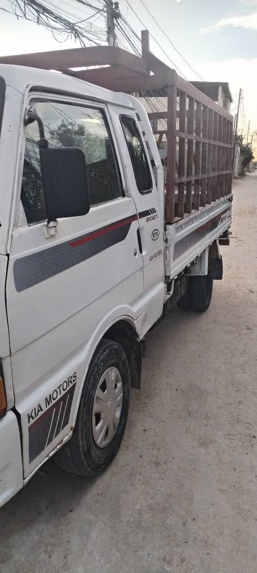 سلام عليكم كية موديل 1995رقم جديد تحويل ثاني يوم بسم اخوي مكفولة كفالة عماة سعر 55وبيهة مجال بسيط رقم مكان سيارة كربلا قرب صيطرت لبراهيمية ***********
