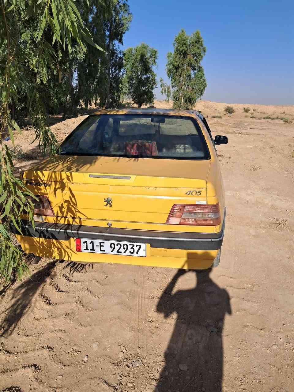 سلام وعليكم سياره بيجو مشروع وطني بيه ضربه بل بجم امعمره كير مكينه خير من الله مامتواجد عل فيس وسعر 20بغداد رقم جديد متوازي عليه ***********
