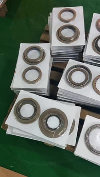 طقم احتكاك • جير أوتوماتيك • ناقل حركة