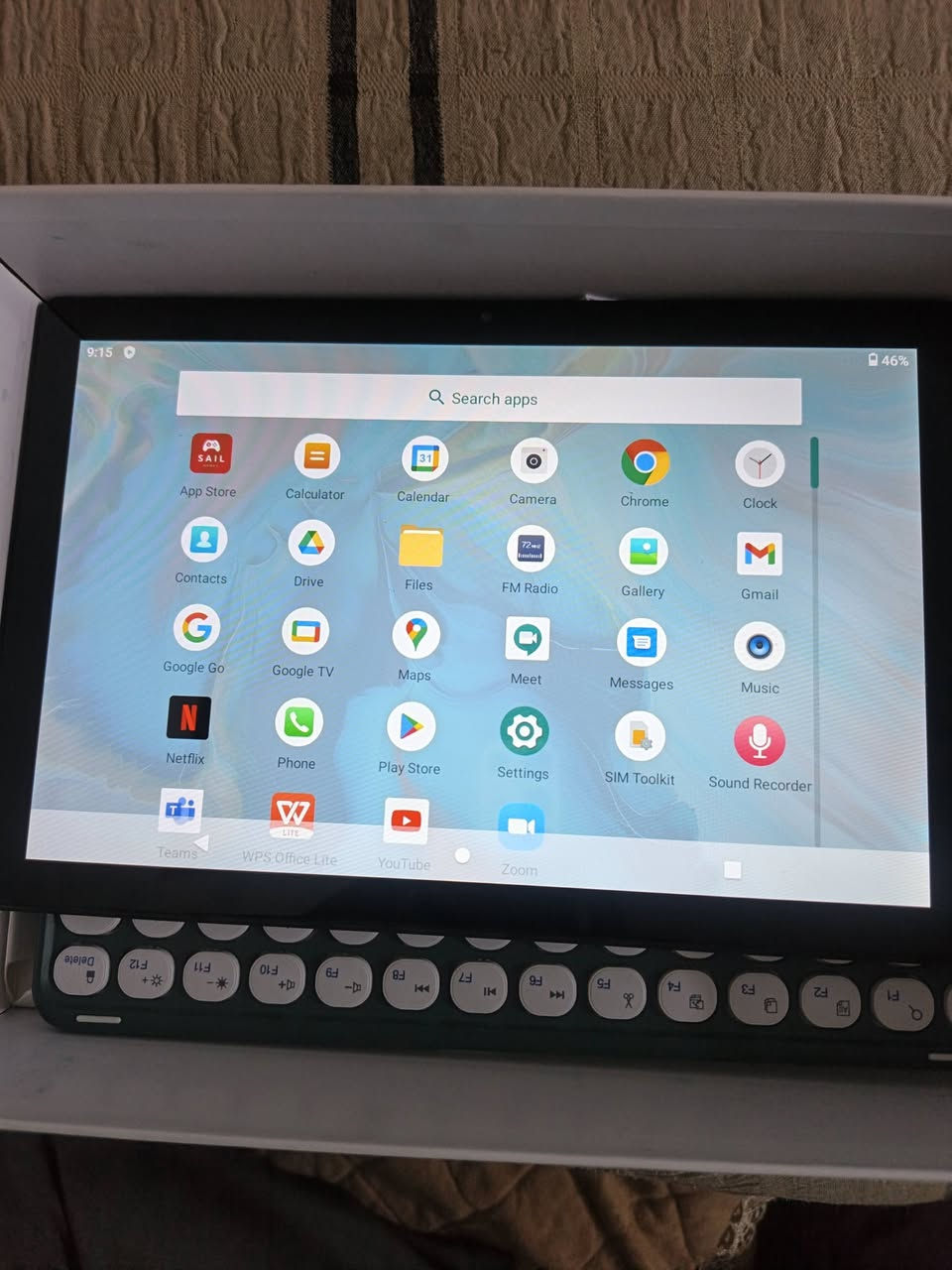 سلام عليكم ايباد بيولت اسمه ايباد جديد مستخدم شي قليل ويه يجي ماوس وحافضه وكارتونه حلو أخويه زغير يدرس بي وراد يغيره ذاكره 512 رام 12 سعره 150 وبي مجال للشراي مكاني بغداد حي العامل ***********0وتساب فقط بي
