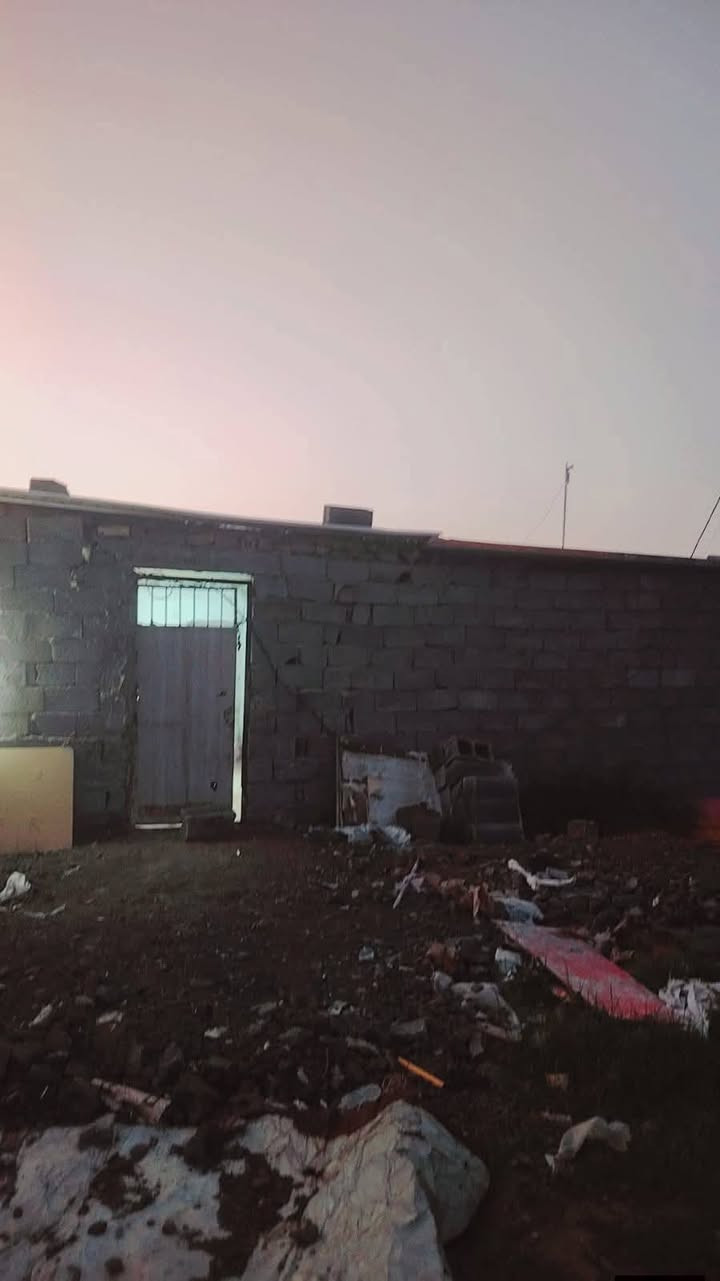 نص دونم لبيع  بي بيتين صف ملعب سلاميات ثاني عشارع عام ***********سعر علا خاص
