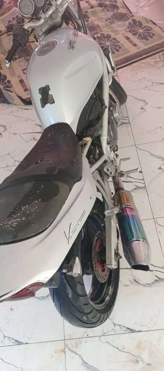 باندا 250 كرستال للبيع طافيه ماعرف شنو سبب مرات تشتغل بس تتاخر ومرات ما تشتغل ابيعهه ع طفيتهه عنواني بغداد سعر 600 وبيهه مجال


**إذا كنت صاحب هذا الإعلان وتريد حذفه لأي سبب، رجاءا أرسل رسالة إلى الدعم الفني**