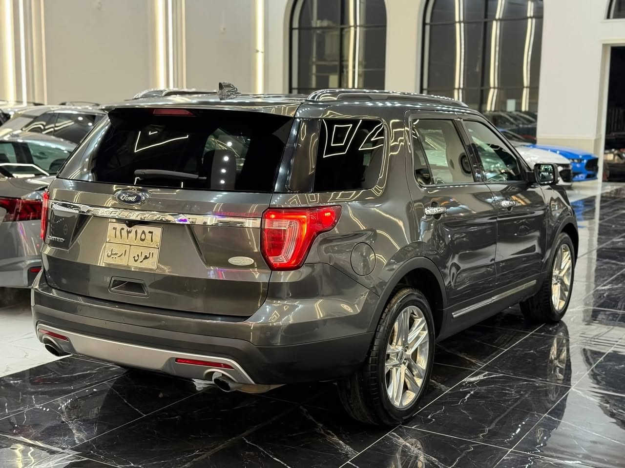 𝟐𝟎𝟏𝟕 𝐅𝐎𝐑𝐃 𝐄𝐗𝐏𝐋𝐎𝐄𝐑-𝐋𝐈𝐌𝐈𝐓𝐄𝐃

فورد اكسبلور (LIMITED) موديل : 2017

السعر : 147$

اللوان : نفطي

حجم المحرك : V6 3.5L (6.سلندر)

ملاحظة السيارة : جاملغ باب صبغ مكان صغير تعديلPDR

الضرر : كما موضح في الصور 
رقم الشاصي مرفقة مع صور الحادث

المواصفات : 𝐋𝐈𝐌𝐈𝐓𝐄𝐃 

بصمة ابواب
بصمة تشغيل
تشغيل عن بعد
شاشة كبير  لمس
شاحن هاتف لاسلكي
كاميرة
هاند بريك بصمة
اوتو هولد ،𝐀𝐔𝐓𝐎 𝐇𝐎𝐋𝐃
اوتو ستارات،𝐀𝐔𝐓𝐎 𝐒𝐓𝐀𝐑𝐃
اوتو ستوب ,𝐀𝐔𝐓𝐎 𝐒𝐓𝐎𝐏
رادار امامي (تحديد مسار)
رادار جانبي  (نقاط عمياء)
رادار خلفي (التحذير من الاصطدام)
حساسات امامي 
حساسات جانبي
حساسات خلفي
نظام ,𝐄𝐂𝐎
نظام ,𝐍𝐎𝐑𝐌𝐀𝐋
نظام ,𝐒𝐏𝐎𝐑𝐓
داخل ليد 𝐋𝐄𝐃
تحكم استيرن
استيرن كهربائي 
استيرن هيتر
كشنات جلد
كشنات كهربائي 
كشنات خزن+ميموري
كشنات تبريد
كشنات هيتر 
صندوق شفط كهربائي 
لايتات 𝐋𝐄𝐃 ليد وعدسة زينون 
بكلايتات 𝐋𝐄𝐃 ليد
ويل كروم

تفاصيل اكثر الاتصال على ارقام التالية

𝐖𝐡𝐚𝐭𝐬𝐀𝐩𝐩-𝐕𝐢𝐛𝐢𝐫

📞***********

📞***********

عنوان📍اربيل فرع ناقلات

معرض كاليفورنيا كارس 𝐂𝐀𝐋𝐈𝐅𝐎𝐑𝐍𝐈𝐀 𝐂𝐚𝐫𝐬🇺🇸
