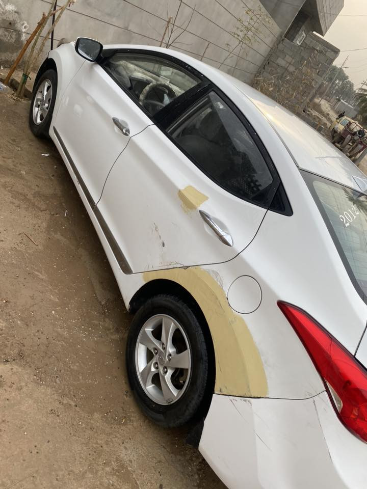 السلام عليكم النتره 2012 للبيع محرك 1600 مناقصهه شي صبغ حزام صدر كله مبدل جديد قبل سبوع تبريد تدفه كله شغال  سياره خير من الله رايدهه ب100 مكان ديالى ***********
