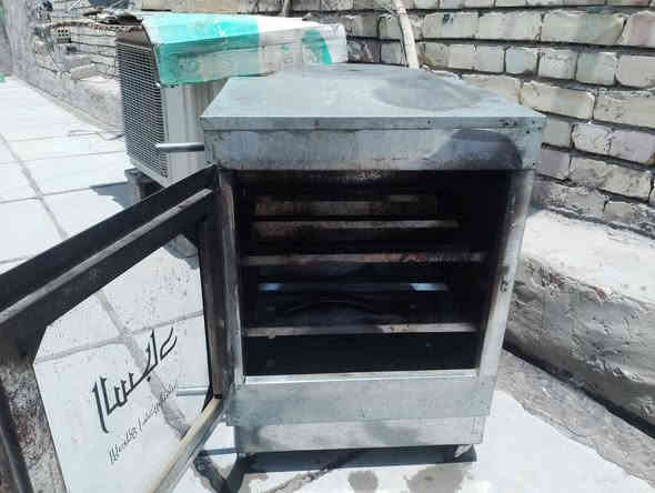 تنور السجاد للبيع 
السعر 65 الف 
مكاني بغداد الكماليه 
رقمي 
***********
