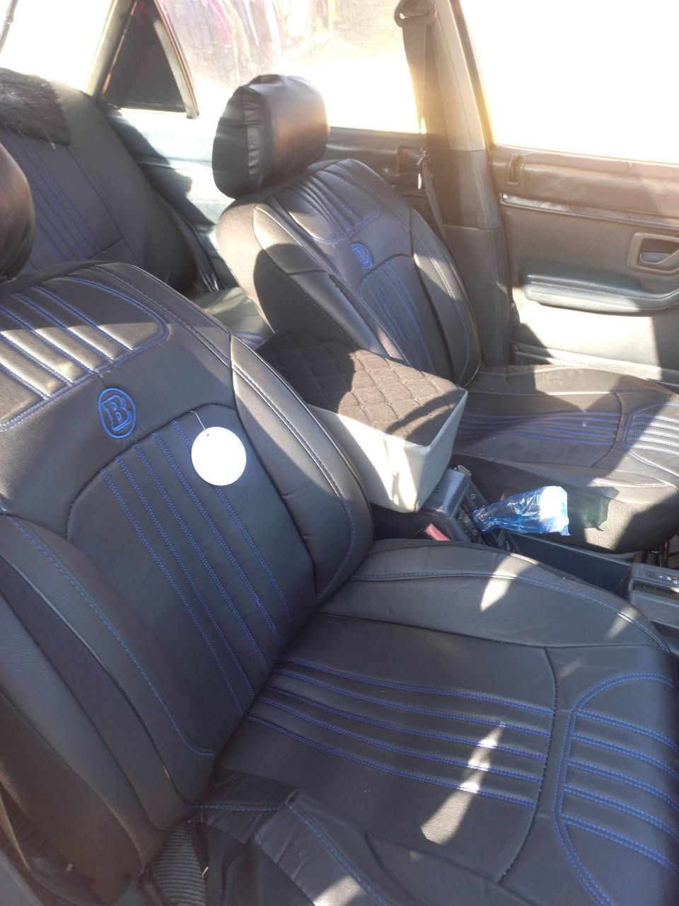 بيجو 405
سنويه ٢٠٢٧ 
مكينه بدايه صرف 
كير توماتيك شرط 
بدون صبغ بدون خياسنات 
كوبون بانزين 
داخل نضيف دوشمه جديده خارج كدام العين 
صاحبها موجود رقم نينوى مشروع وطني
تايرات اربعه جديده 
وايرامنيه شغاله كامله 
تدفئه تبريد شغال
السعر خاص او اتصل ع رقم 
***********
