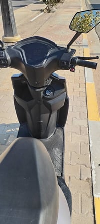 باسكل شحن  للبيع نضيف  سعره 500 الف 07856942427