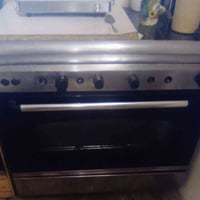 مجمدة جديدة • قليلة الاستخدام • طباخ كبير