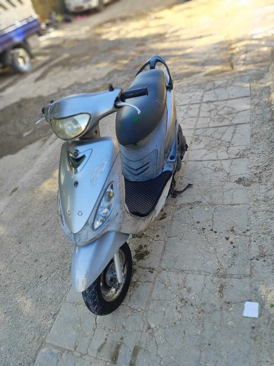 ماكس للبيع محركه 49 بلادي ما مفتوح وناعمه نكرت سلف مكاني نجف ابو صخير سعر خاص ***********
