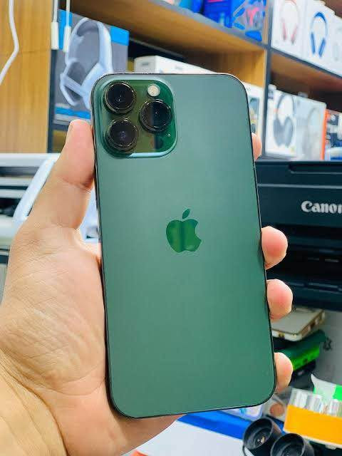ايفون 13 pro max ذاكره 256 بطاريه 100 مبدله اصليه 
وشاشه مبدله جهاز مابي شي استخدامه حلو كلشي ماوياه فقط الجهاز الشراي خاص السماوا, المثنى


**إذا كنت صاحب هذا الإعلان وتريد حذفه لأي سبب، رجاءا أرسل رسالة إلى الدعم الفني**