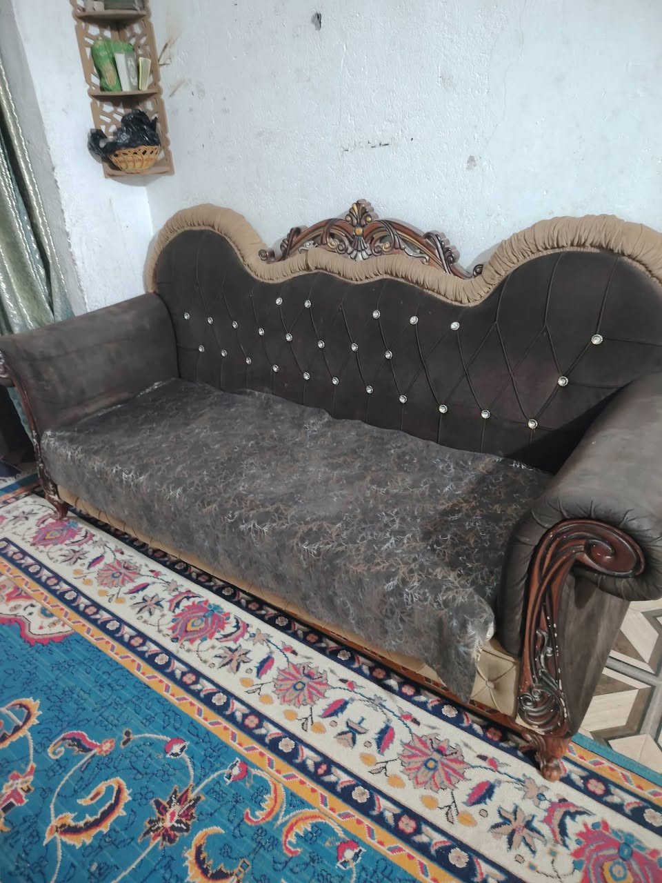 قنفات عدد 5 قطع
السعر 200الف متواجد ع فيس


**إذا كنت صاحب هذا الإعلان وتريد حذفه لأي سبب، رجاءا أرسل رسالة إلى الدعم الفني**