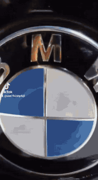 سلام عليكم للبيع بيئم حجم 520اصلي موديل 92 بدون ضرر فقط بخ جماليه سياره جاهز من كل النواحي تبريد شاشه قفل مركزي اسلايت رقم نينوى جديد هزه جديده داخل جلد السعر 70 وبيها مجال عنوان موصل رقم الهاتف ***********
