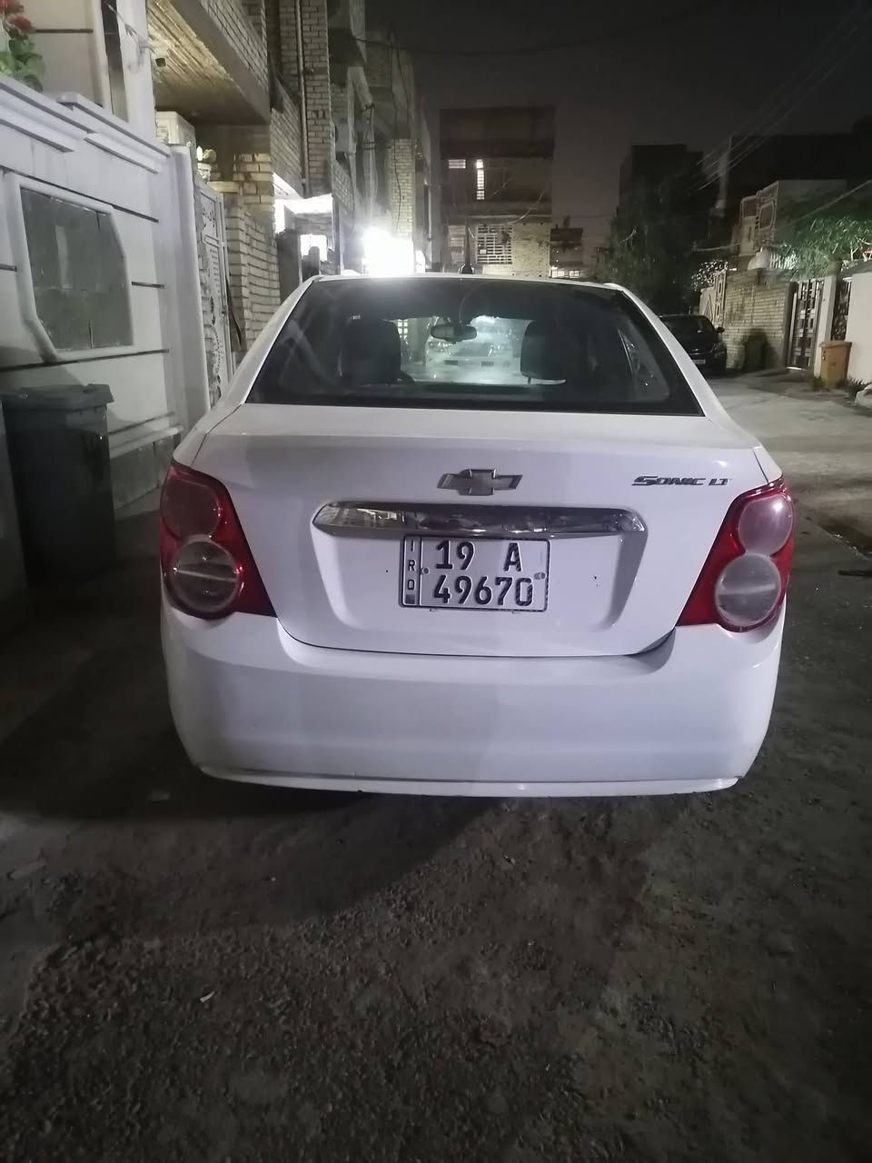 سياره سونك موديل 12رقم كربلاءمحرك 1800سياره خير من الله سعره 50وبيها مجال غير متواجد ع فيس مكاني بغداد 
للاستفسار واتساب مفتوح ***********
